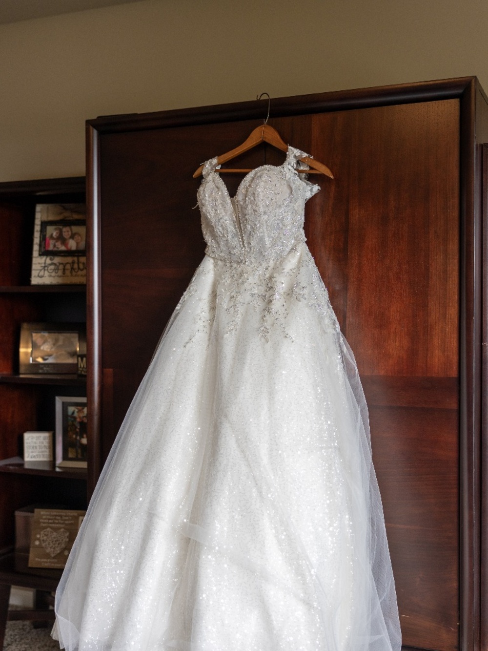 Eddy K style Avila wedding dress size 6